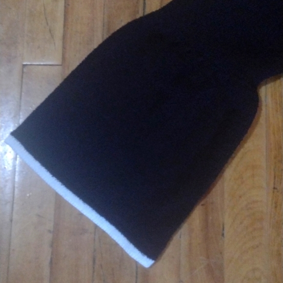 Calvin Klein Women's Sweater Black Large - Picture 4 of 8